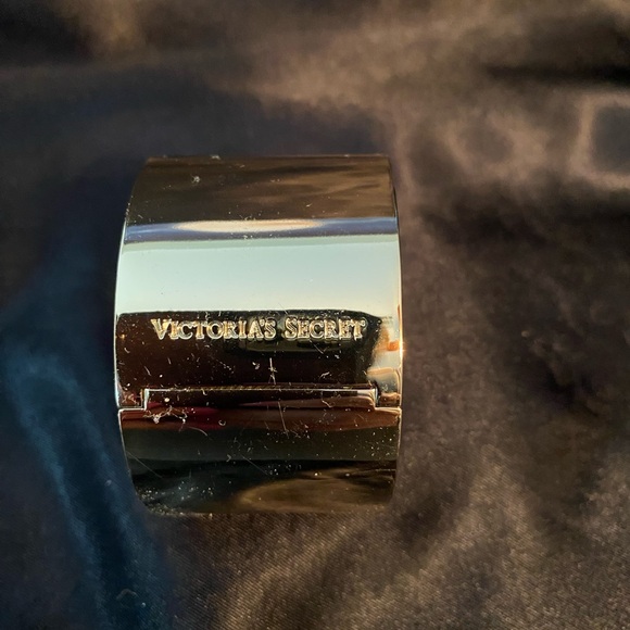Victoria's Secret Jewelry - Vintage Victoria’s Secret cuff bracelet Gold color with Rhinestones
